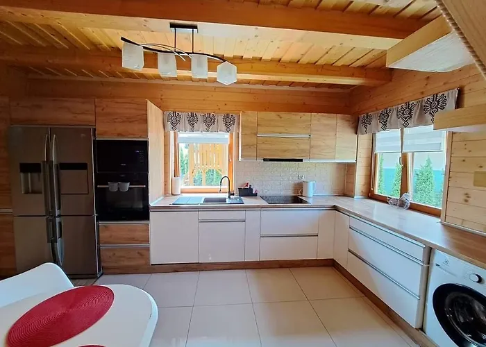 Mocarny * كوشتيليسكا